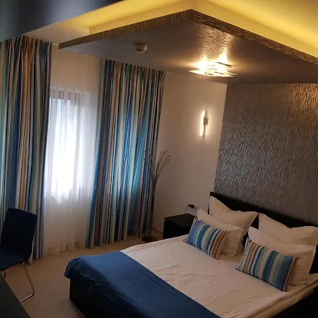 Apartment Romana Residence *